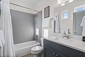 The Show House - Retreat for 10