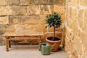 Rustic Gozo Farmhouse With Private Pool Garage