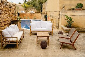 Rustic Gozo Farmhouse With Private Pool Garage