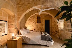 Rustic Gozo Farmhouse With Private Pool Garage