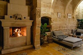 Rustic Gozo Farmhouse With Private Pool Garage