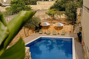 Rustic Gozo Farmhouse With Private Pool Garage