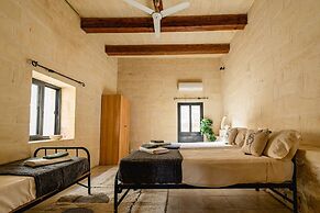Rustic Gozo Farmhouse With Private Pool Garage