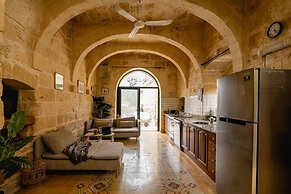 Rustic Gozo Farmhouse With Private Pool Garage