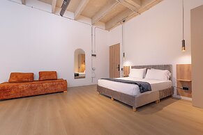 Opera Living by Housy
