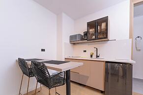 Opera Living by Housy