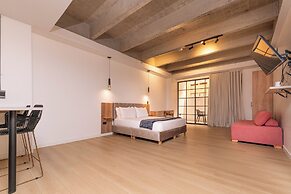 Opera Living by Housy