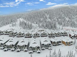 Western Star Chalet Ski In Out w Mtn View