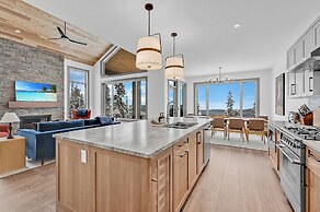 Western Star Chalet Ski In Out w Mtn View