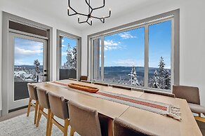 Western Star Chalet Ski In Out w Mtn View