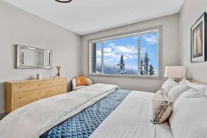 Western Star Chalet Ski In Out w Mtn View
