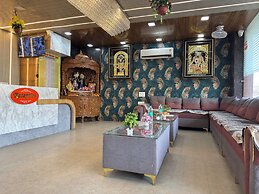 Shree Priya Priyatam Dham