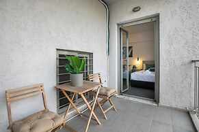 Cassiopeia - Studio & Balcony in Athens