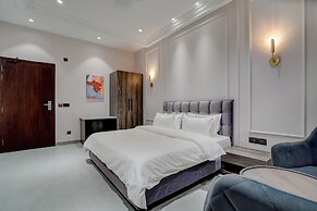 Nirvana Hotel & Banquet