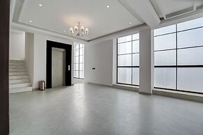 Nirvana Hotel & Banquet