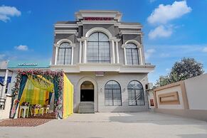 Nirvana Hotel & Banquet