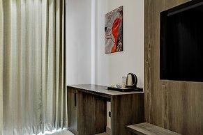 Nirvana Hotel & Banquet