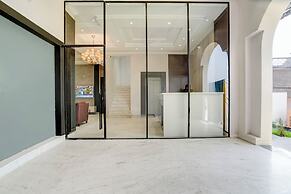 Nirvana Hotel & Banquet