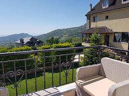 Sofra e Shpatit Hotel