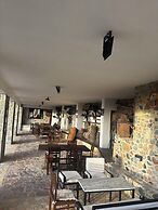 Sofra e Shpatit Hotel