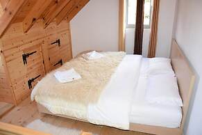 Sofra e Shpatit Hotel