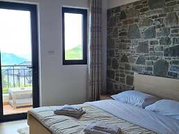 Sofra e Shpatit Hotel