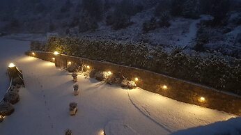 Sofra e Shpatit Hotel