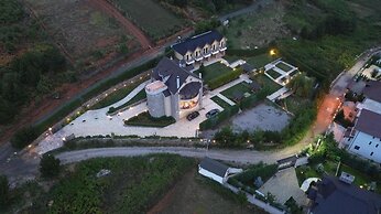 Sofra e Shpatit Hotel