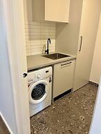 Modern Highton Hideaway Quiet Townhouse Comfort