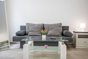 Beautiful 1BR Apartment For Long Stays