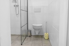 Beautiful 1BR Apartment For Long Stays