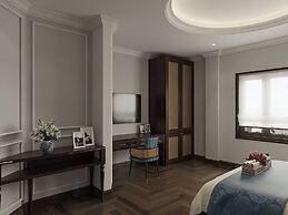 Maya Central Hotel & Spa