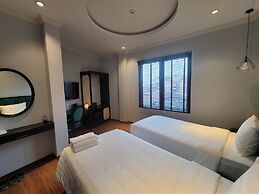 Maya Central Hotel & Spa