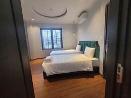 Maya Central Hotel & Spa