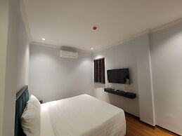 Maya Central Hotel & Spa