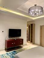 Sujimoto luxury