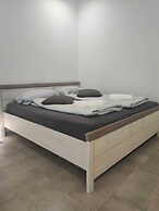 Modern 2BR Apartment In Prime Vienna