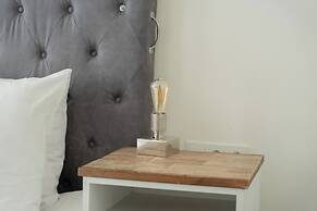 S&A Vondel Park Hotel