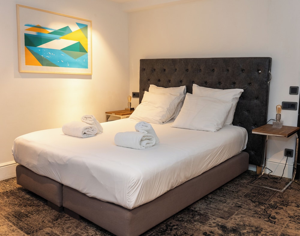 S&A Vondel Park Hotel