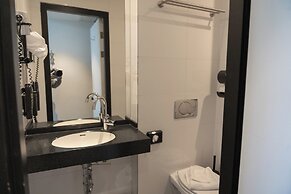 S&A Vondel Park Hotel