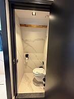 S&A Vondel Park Hotel