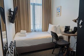 S&A Vondel Park Hotel