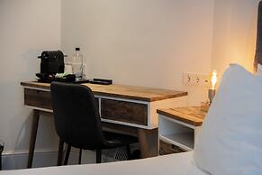 S&A Vondel Park Hotel