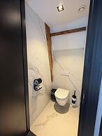 S&A Vondel Park Hotel