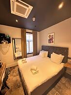 S&A Vondel Park Hotel