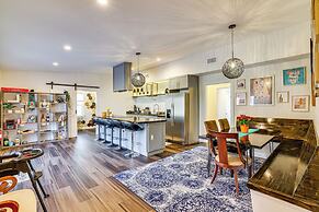 Pet-friendly Group Getaway 12 Mi to Camelback Mtn!