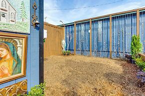 'arboco' Downtown Murphy House w/ Courtyard!