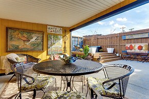'arboco' Downtown Murphy House w/ Courtyard!