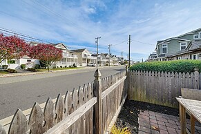 Walk to Beach & Dtwn Dining! Avalon Coastal Escape