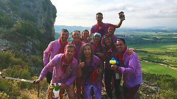 Haro San Vino Wine Fight Camping